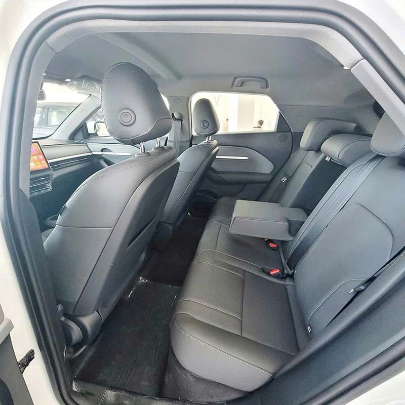 dac-diem-xe-vinfast-6-14
