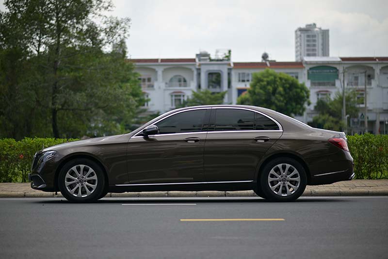 mercedes-e200-2018-10