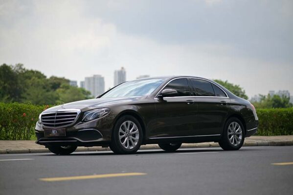 mercedes-e200-2018-11