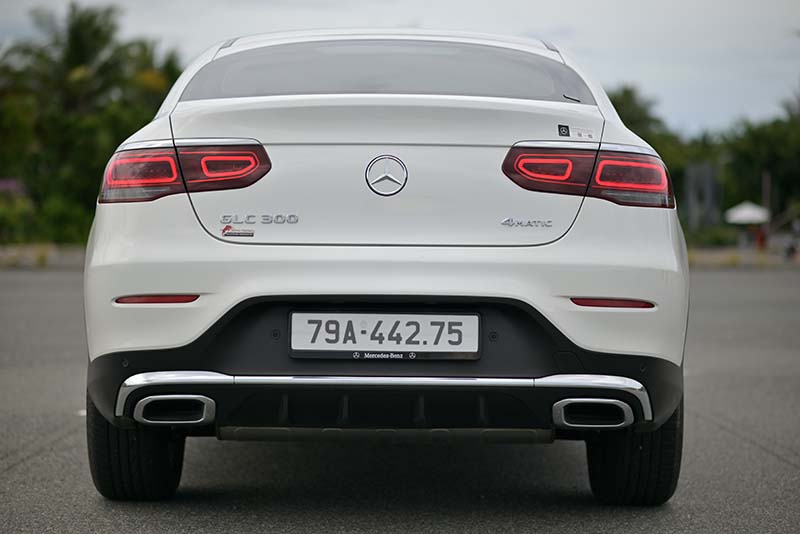 anh-quan-pos-mercedes-glc-300-2020-13-up