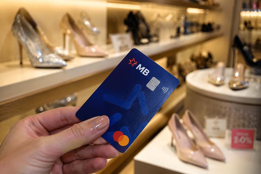 dao-han-the-tin-dung-hoan-kiem